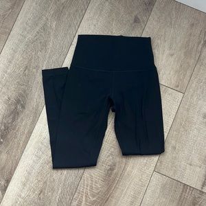 Lululemon Black Align Leggings 25”